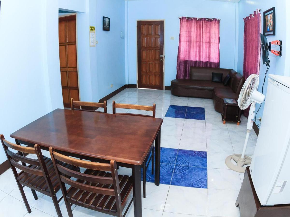 Jared Suites Upper Digos Buitenkant foto