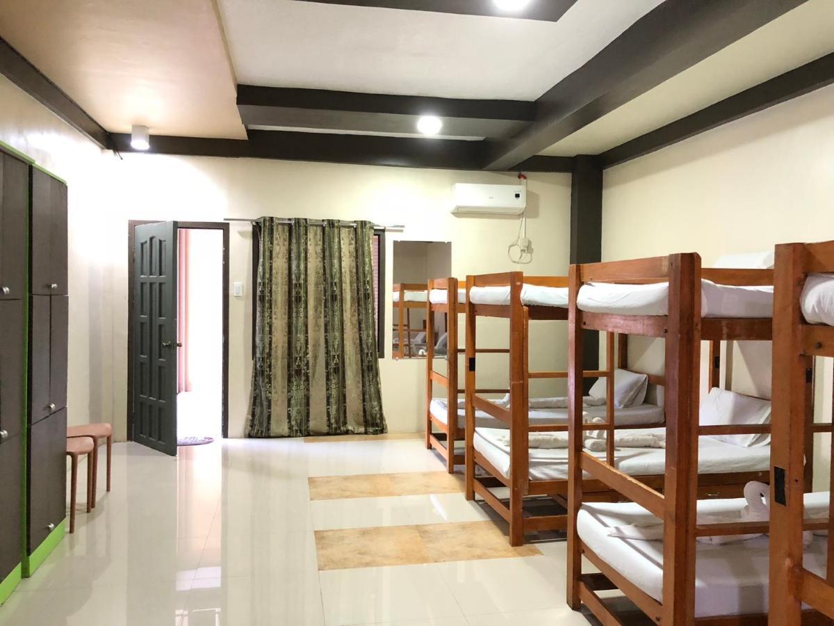 Jared Suites Upper Digos Buitenkant foto