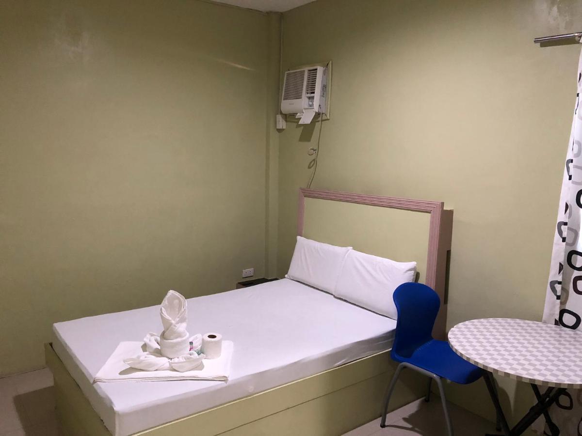 Jared Suites Upper Digos Buitenkant foto